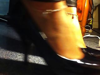 feet high heels